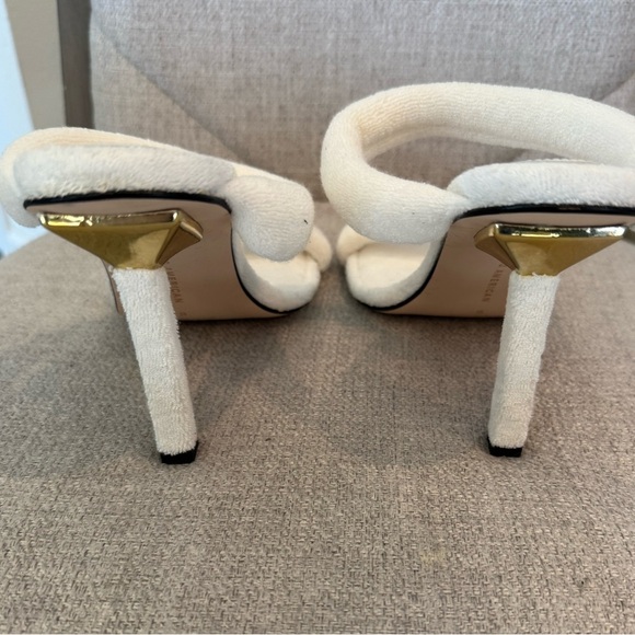 🔥🔥Good American Heels - Picture 3 of 7